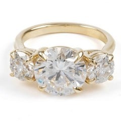 Lot 7  
            Nottingham Luxury Room - Delivery Only 

                
14K Yellow 3.71ct Laboratory Grown Round Brilliant-cut Diamond Centre Stone with ...