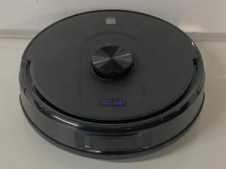 Lot 122  
            Birmingham Tech  - Parcel Delivery Only 

                
CLEANOVA W11 ROBOT HOOVER (ORIGINAL RRP - £265) IN BLACK. (CHARGING STATION, BOXE...