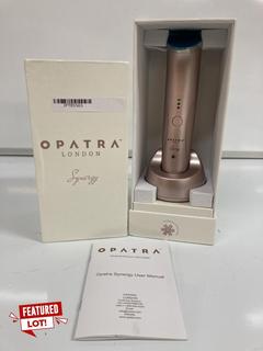 Lot 7  
            Birmingham Tech  - Parcel Delivery Only 

                
OPATRA SYNERGY ANTI-AGEING LIGHT THERAPY LAMP (ORIGINAL RRP - £3,999). (CHARGER A...