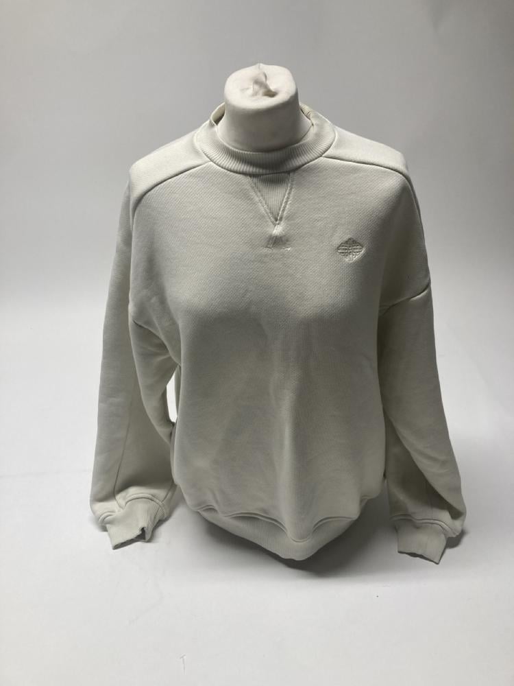 Lot 12  
            Birmingham Premium - Parcel Delivery Only 
                
THE COUTURE CLUB LAUNDERED CLASSIC POLO SWEATSHIRT (SIZE 8) ORIGINAL RRP £100