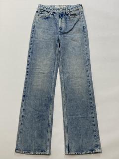 Lot 140  
            Birmingham Premium - Parcel Delivery Only 
                
RAG & BONE HIGH RISE FULL RELAXED PANT (SIZE 24) ORIGINAL RRP £260