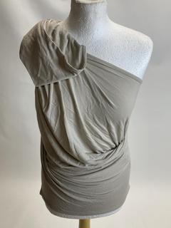 Lot 148  
            Birmingham Premium - Parcel Delivery Only 
                
ENTIRE STUDIOS SLEEVELESS TOP (SIZE XS) ORIGINAL RRP £160