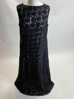 Lot 154  
            Birmingham Premium - Parcel Delivery Only 

                
DISSH LOULA BLACK MIDI DRESS (SIZE 14) ORIGINAL RRP £215