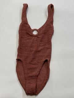 Lot 156  
            Birmingham Premium - Parcel Delivery Only 

                
HUNZA G LONDON ONE PIECE SWIMSUIT (ONE SIZE) ORIGINAL RRP £175