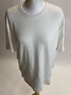 Lot 192  
            Birmingham Premium - Parcel Delivery Only 

                
RAG AND BONE WHITE T-SHIRT (SIZE L) ORIGINAL RRP £130