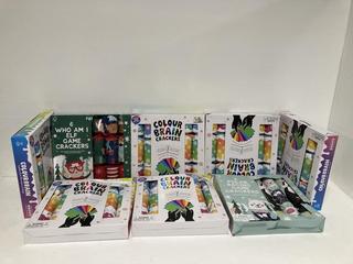 Lot 258  
            Birmingham Premium - Parcel Delivery Only 

                
7X OF CHRISTMAS CRACKERS TO INCLUDE 6 POLAR RACING GAME CRACKERS TOTAL ORIGINAL R...