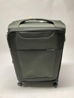 Lot 283  
            Birmingham Premium - Parcel Delivery Only 

                
SAMSONITE GREEN SUITCASE ORIGINAL RRP £259
