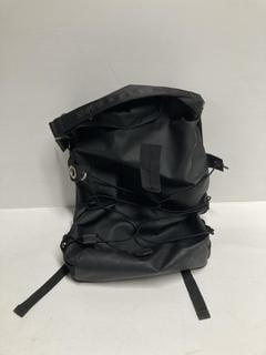 Lot 293  
            Birmingham Premium - Parcel Delivery Only 

                
RAINS WATERPROOF DAYPACK BACKPACK ORIGINAL RRP £129