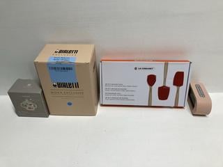 Lot 300  
            Birmingham Premium - Parcel Delivery Only 

                
5 X ITEMS TO INCLUDE BIALETTI MOKA EXCLUSIVE (270ML) TOTAL ORIGINAL RRP £136