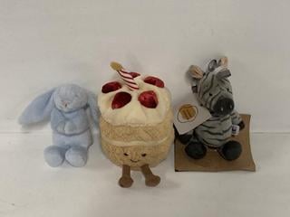 Lot 312  
            Birmingham Premium - Parcel Delivery Only 

                
3 X TOYS TO INCLUDE AMUSABLE BIRTHDAY CAKE