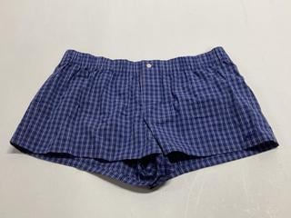 Lot 336  
            Birmingham Premium - Parcel Delivery Only 

                
3 X CLOTHES TO INCLUDE SKIMS MINI BOXER SET (SIZE M) COLOUR (NAVY CHECK) TOTAL OR...