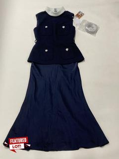 Lot 5  
            Birmingham Premium - Parcel Delivery Only 

                
SELF PORTRAIT NAVY BOUCLE SLEEVELESS MIDI DRESS (COLOUR BLUE, SIZE 6) ORIGINAL RR...
