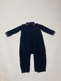 Lot 96  
            Birmingham Premium - Parcel Delivery Only 
                
MONCLER BABY CLOTH TUTINA (SIZE TG 9/12) ORIGINAL RRP £180