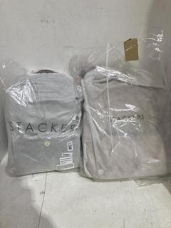 Lot 1000  
            Birmingham SR107 - Parcel Delivery Only 
                
2 X STACKER BACKPACKS IN BLACK