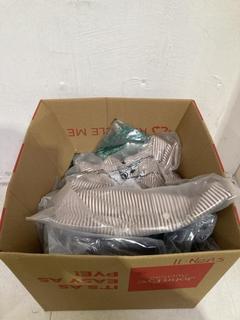 Lot 1009  
            Birmingham SR107 - Parcel Delivery Only 
                
BOX OF 11 X MENS CLOTHING APPROX ORIGINAL RRP 150