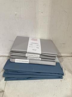Lot 1018  
            Birmingham SR107 - Parcel Delivery Only 
                
6 X JOHN LEWIS & PARTNERS 2 PURE TENCEL PILLOW CASES GREY 50X75CM