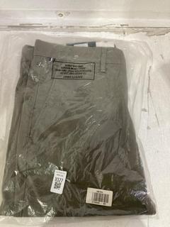 Lot 1027  
            Birmingham SR107 - Parcel Delivery Only 
                
TOMMY HILFIGER SLIM FIT STRETCH TROUSERS W30 X L30