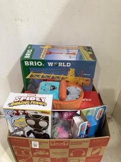 Lot 1037  
            Birmingham SR107 - Parcel Delivery Only 
                
BOX OF ITEMS TO INCLUDE SPIDERMAN BLACK PANTHER FIGURE