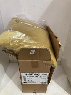 Lot 1038  
            Birmingham SR107 - Parcel Delivery Only 
                
3 X ITEMS TO INCLUDE OUTDOOR PILLOWS