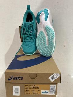 Lot 1097  
            Birmingham SR107 - Parcel Delivery Only 
                
OASICS GEL-PULSE 16 WOMENS WAVE TEAL TRAINERS SIZE 6 1/2