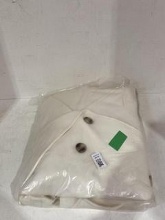 Lot 1124  
            Birmingham SR107 - Parcel Delivery Only 

                
JOHN LEWIS AND PARTNERS OVOID PEACOAT WHITE COAT