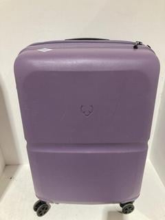 Lot 1128  
            Birmingham SR107 - Parcel Delivery Only 

                
ANTLER SINGLE STRIPE 4 WHEEL SPINNER SUITCASE