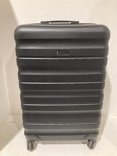 Lot 1133  
            Birmingham SR107 - Parcel Delivery Only 

                
JOHN LEWIS AND PARTNERS BLACK SUITCASE WITH COMBINATION LOCK