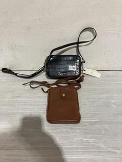 Lot 1203  
            Birmingham SR107 - Parcel Delivery Only 

                
2X ITEMS TO INLCUDE TED BAKER DOUBLE ZIP MINI CAMERA BAG