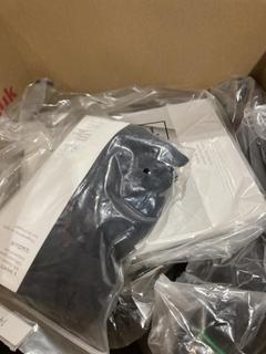 Lot 1212  
            Birmingham SR107 - Parcel Delivery Only 

                
COLLECTION OF ITEMS TO INCLUDE DELPHINE SATIN HAT BLACK