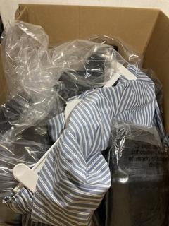 Lot 1226  
            Birmingham SR107 - Parcel Delivery Only 

                
BOX OF ITEMS TO INCLUDE SPRI 3 IN 1 RESISTANCE TUBE