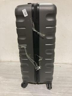 Lot 1229  
            Birmingham SR107 - Parcel Delivery Only 

                
JOHN LEWIS & PARTNERS GREY HARDSIDE SUITCASE