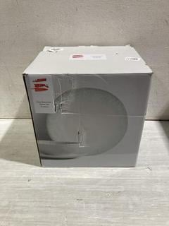 Lot 1233  
            Birmingham SR107 - Parcel Delivery Only 

                
JOHN LEWIS AND PARTNERS COVE STONEWARE DINNER SET