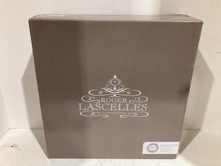 Lot 1248  
            Birmingham SR107 - Parcel Delivery Only 

                
JOHN LEWIS & PARTNERS ROGER LASCELLES LONDON WALL CLOCK