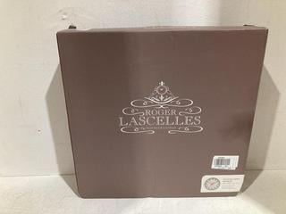 Lot 1249  
            Birmingham SR107 - Parcel Delivery Only 

                
JOHN LEWIS & PARTNERS ROGER LASCELLES LONDON WALL CLOCK