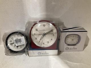 Lot 1253  
            Birmingham SR107 - Parcel Delivery Only 

                
12 X JOHN LEWIS & PARTNERS ITEMS TO INCLUDE ACCTIM DIGITAL BEDSIDE CLOCK