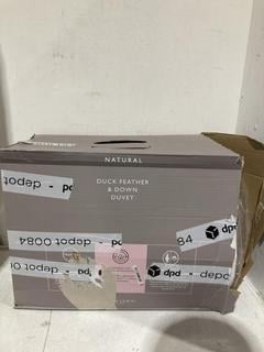 Lot 1256  
            Birmingham SR107 - Parcel Delivery Only 

                
JOHN LEWIS & PARTNERS NATURAL DUCKFEATHER AND DOWN DUVET DOUBLE