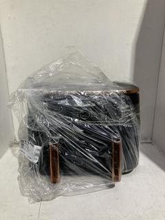 Lot 126  
            Birmingham SR107 - Parcel Delivery Only 
                
NINJA DUEL DRAW AIR FRYER MODEL AF400UK
