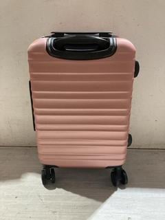 Lot 182  
            Birmingham SR107 - Parcel Delivery Only 
                
HARD BODY LUGGAGE CASES IN SALMON PINK