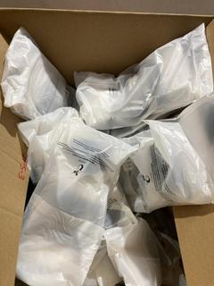 Lot 215  
            Birmingham SR107 - Parcel Delivery Only 

                
20 X TUFF CREW WRAPS SOCKS