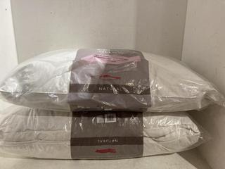 Lot 298  
            Birmingham SR107 - Parcel Delivery Only 

                
2 X JOHN LEWIS & PARTNERS PILLOWS TO INCLUDE DUCK FEATHER AND DOWN PILLOW