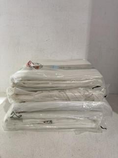 Lot 304  
            Birmingham SR107 - Parcel Delivery Only 

                
4 X JOHN LEWIS & PARTNERS TO INCLUDE LUXURY EGYPTIAN COTTON DEEP FITTED SHEET SET...