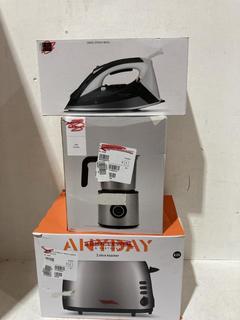 Lot 372  
            Birmingham SR107 - Parcel Delivery Only 
                
3 X JOHN LEWIS & PARTNERS KITCHEN ACCESSORIES TO INCLUDE ANYDAY 2 SLICE TOASTER
