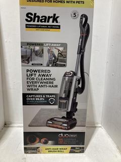 Lot 381  
            Birmingham SR107 - Parcel Delivery Only 

                
SHARK UPRIGHT CORDED POWER DETECT PET PRO MODEL VACUUM CLEANER - ORIGINAL RRP Â£300