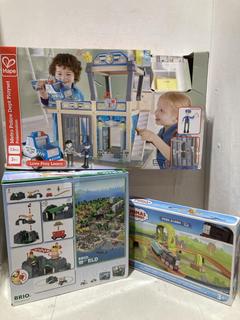 Lot 394  
            Birmingham SR107 - Parcel Delivery Only 

                
COLLECTION OF CHILDREN'S ENTERTAINMENT TO INCLUDE THOMAS AND FRIENDS PUSH ALONG P...