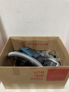 Lot 400  
            Birmingham SR107 - Parcel Delivery Only 

                
HOOVER BREEZE CYLINDER VACUUM CLEANER