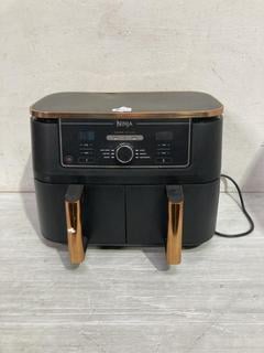 Lot 425  
            Birmingham SR107 - Parcel Delivery Only 
                
NINJA DUEL DRAW AIR FRYER UNIT