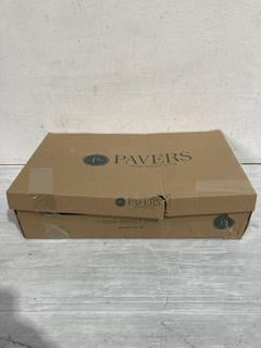 Lot 467  
            Birmingham SR107 - Parcel Delivery Only 
                
PAVERS HEELED CALF-STRETCH LONG BOOTS