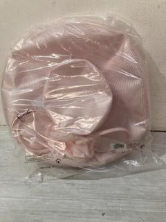 Lot 478  
            Birmingham SR107 - Parcel Delivery Only 
                
2 X JOHN LEWIS & PARTNERS ITEMS TO INCLUDE HAZEL DOWN TURN WIDE BRIM HAT