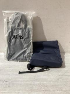 Lot 520  
            Birmingham SR107 - Parcel Delivery Only 

                
2 X JOHN LEWIS & PARTNERS RAINS CREAM BACKPACK W3