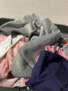 Lot 539  
            Birmingham SR107 - Parcel Delivery Only 
                
BOX OF APPROX 30+ BABY CLOTHES ITEMS TO INCLUDE PINK 0-3M ALL IN ONE